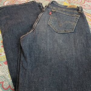 Levi's 529 curvy bootcut size 31/30